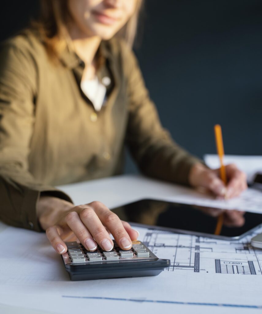 O Portal e-CAC é a principal ferramenta para acompanhar sua situação fiscal e garantir tranquilidade no IR